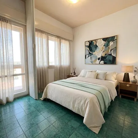 2 Attico Vista Mare *