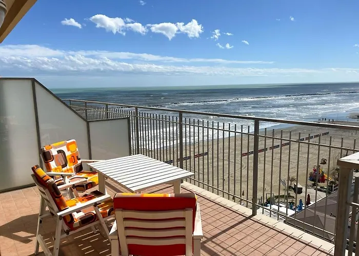 2 Attico Vista Mare Апартаменты